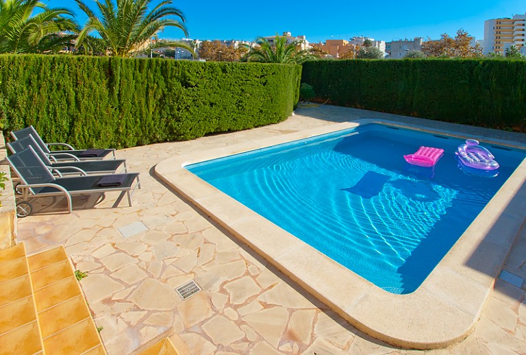 Hecke Pool Luftmatratze Sonnenliegen