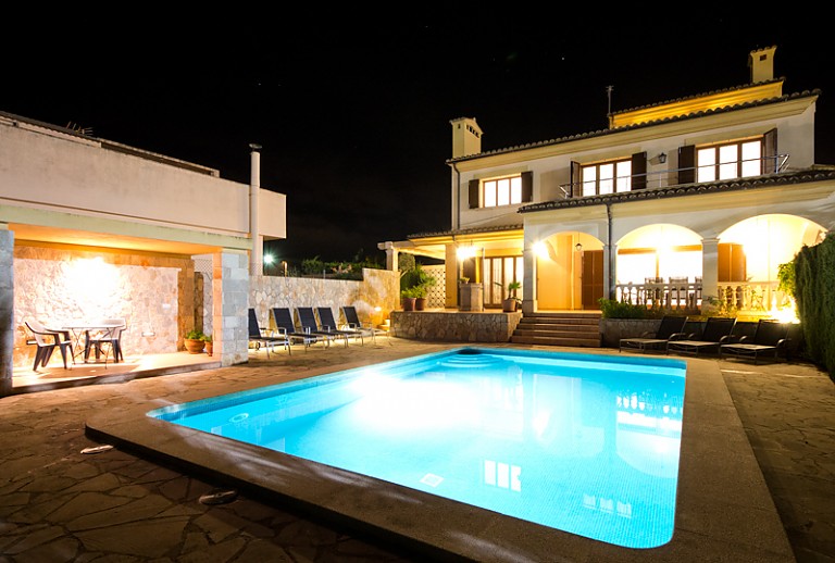 Ferienhaus Nachthimmel Beleuchtung Pool
