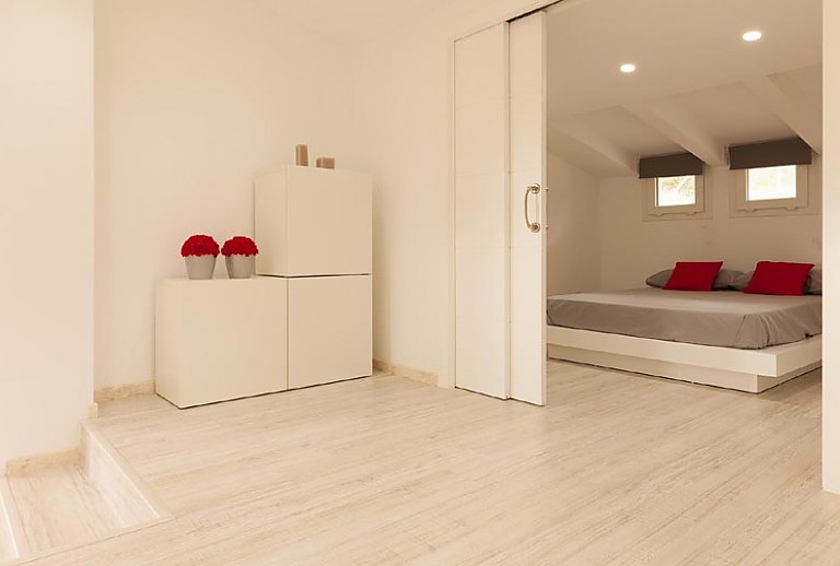 Halle Wandschrank Schlafzimmer Doppelbett