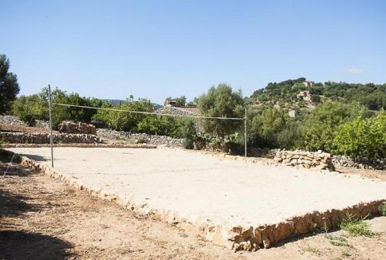 Volleyballplatz im Außenbereich der Finca